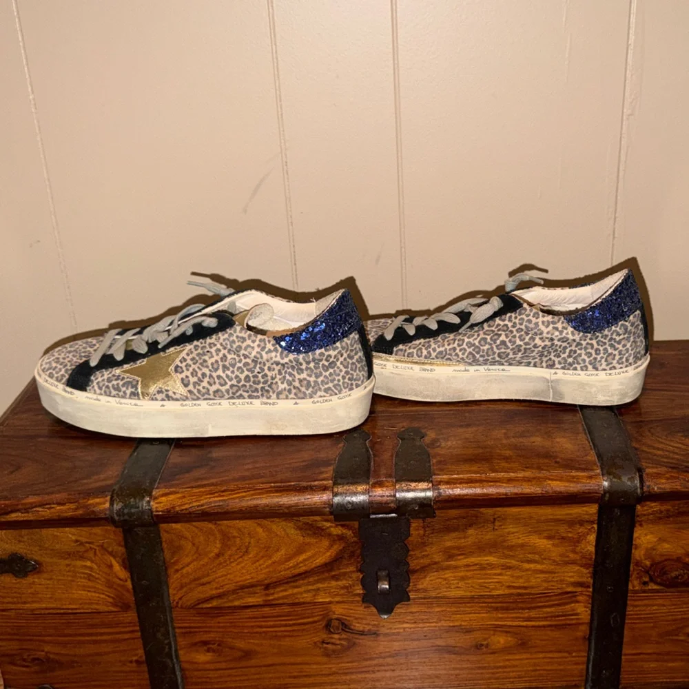 Golden Goose Leopard Print Low-Top Sneakers with Gold Star - Picture 6 of 6